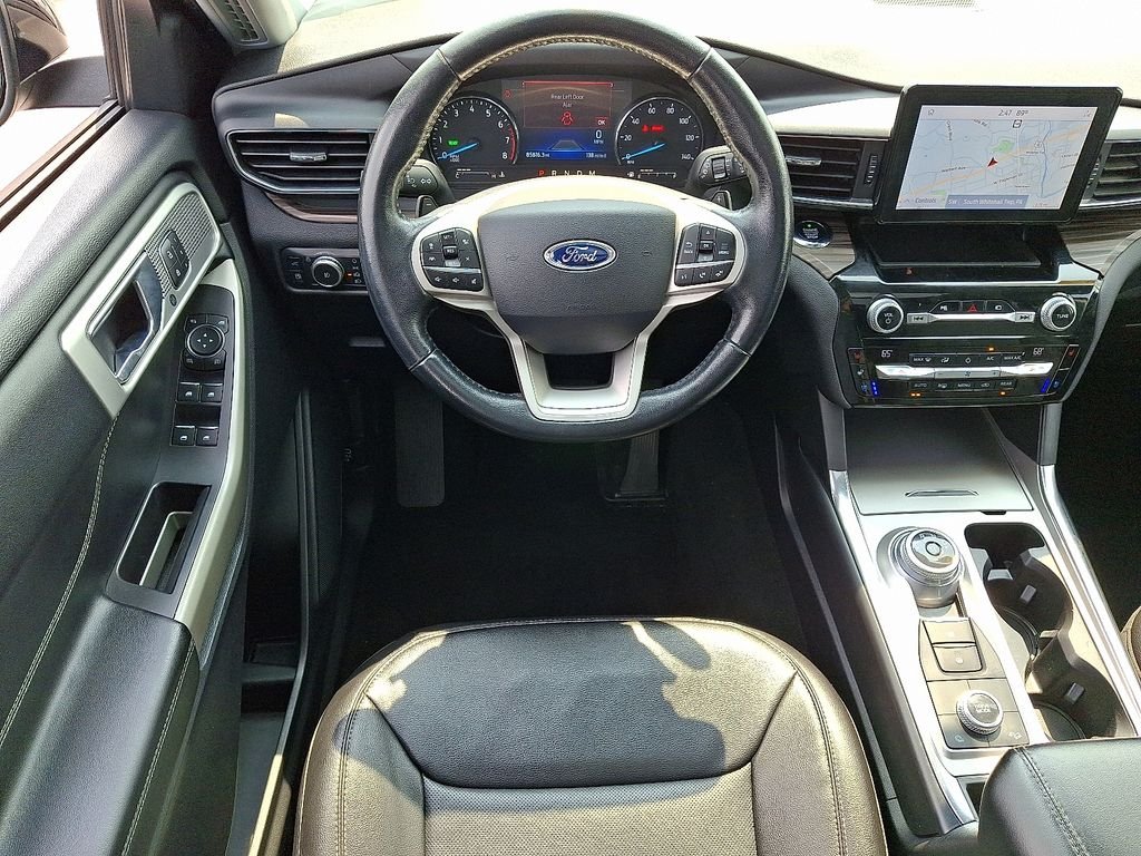 Used 2021 Black Ford Limited image 13
