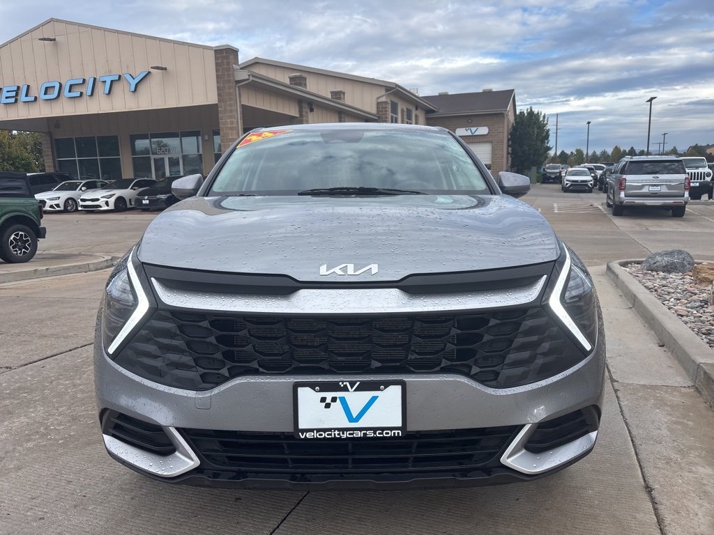 2024 Kia Sportage LX photo 2