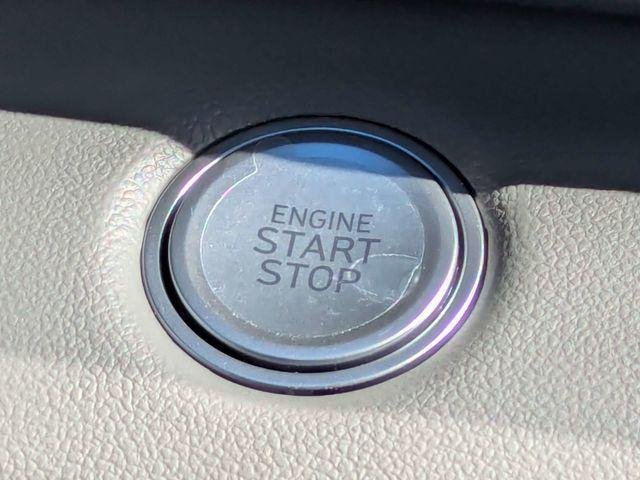 New 2026 White Hyundai SEL Sport image 30