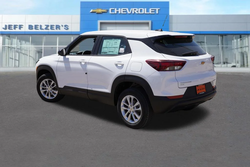 New 2026 Summit White Chevrolet LS image 5