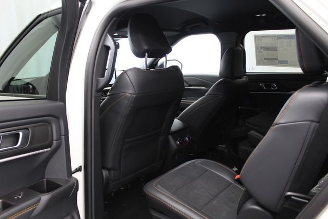 New 2026 Star White Metallic Tri-Coat Ford Tremor® image 21