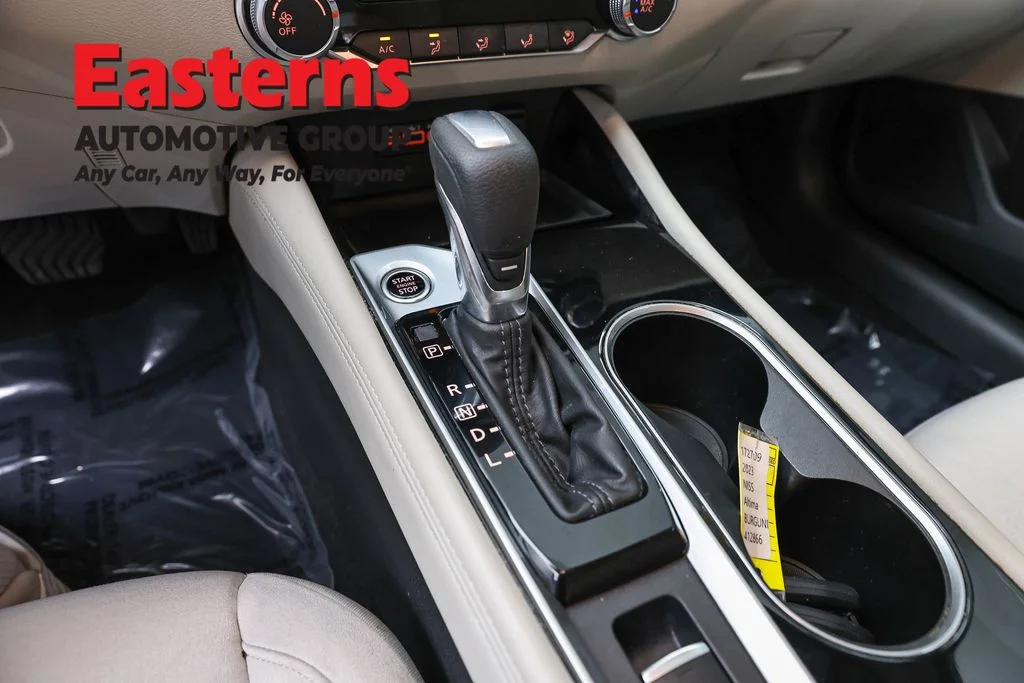 Used 2023 Red Nissan 2.5 SV image 13