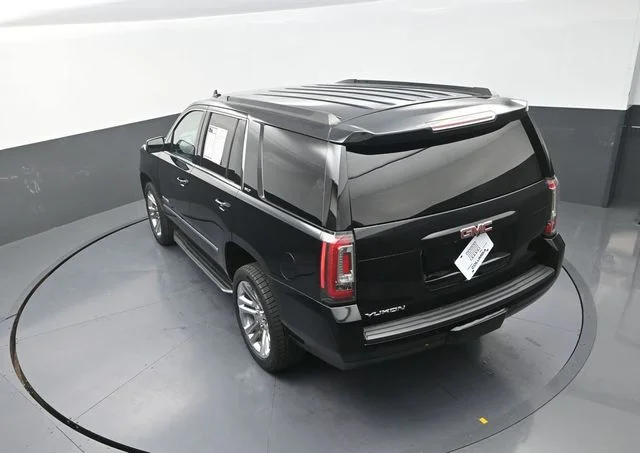 Used 2020 Black GMC SLT image 16