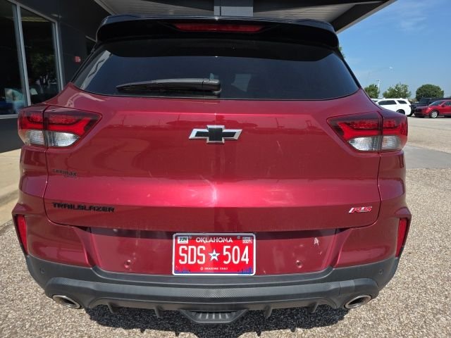 Used 2022 Red Chevrolet RS image 4