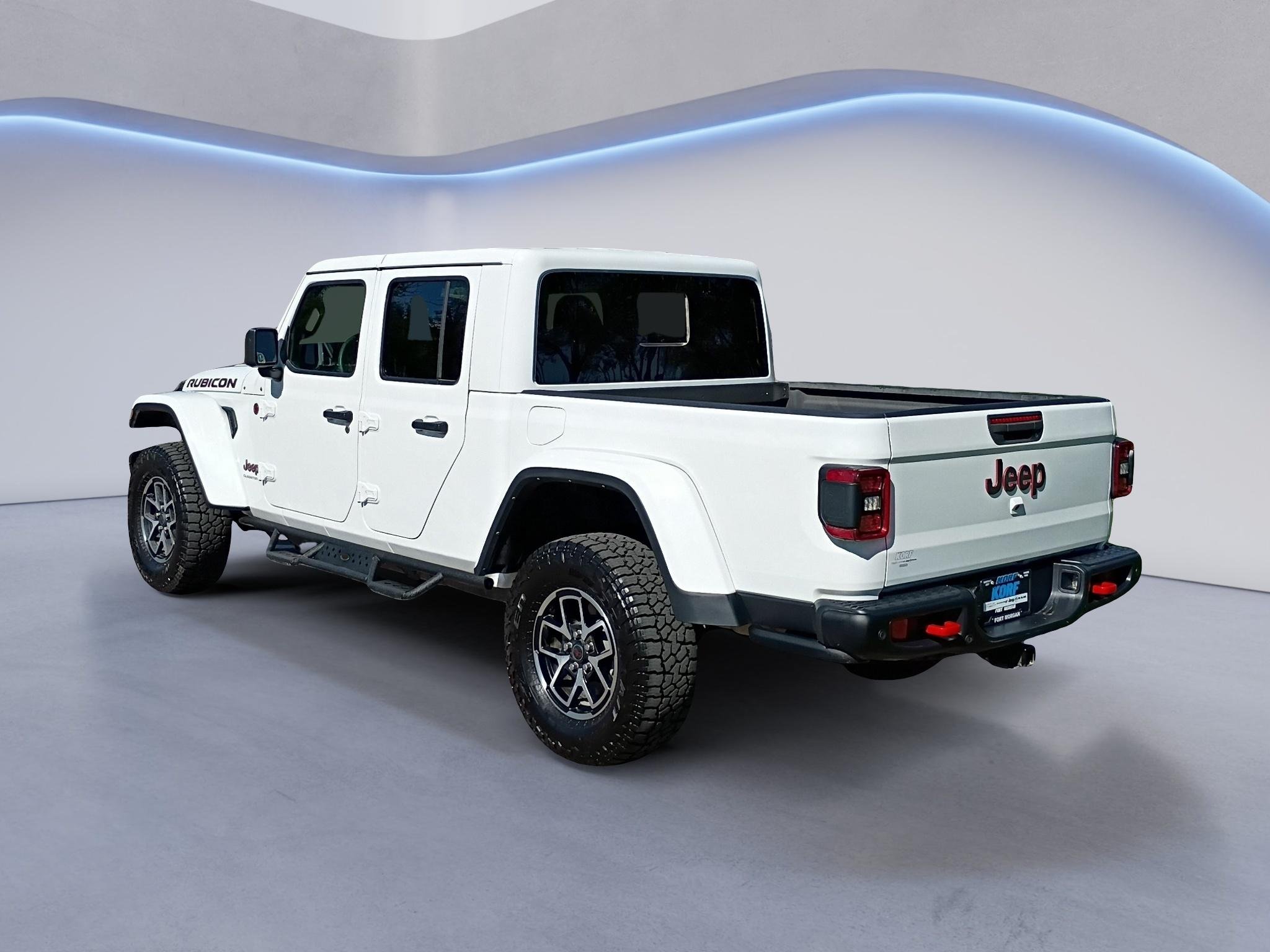 Used 2024 Bright White Clearcoat Jeep Rubicon X image 3