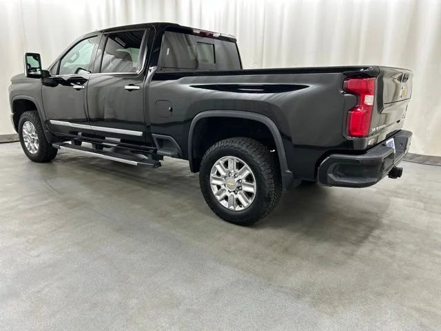 2024 Chevrolet Silverado 2500HD High Country - Photo 3