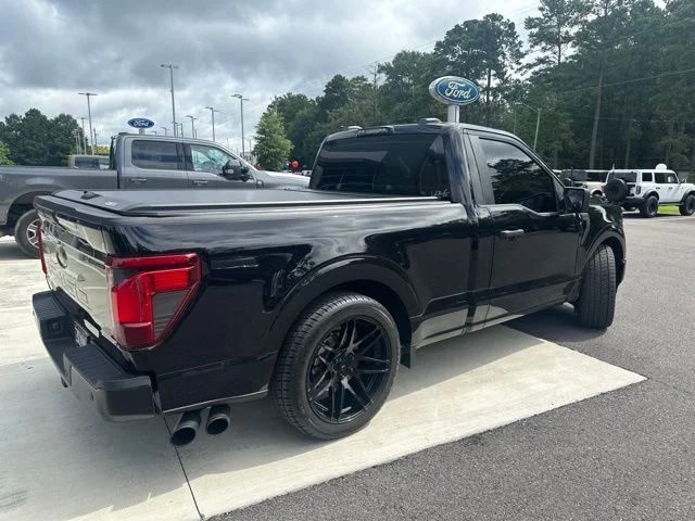 Used 2025 Agate Black Metallic Ford XL image 5