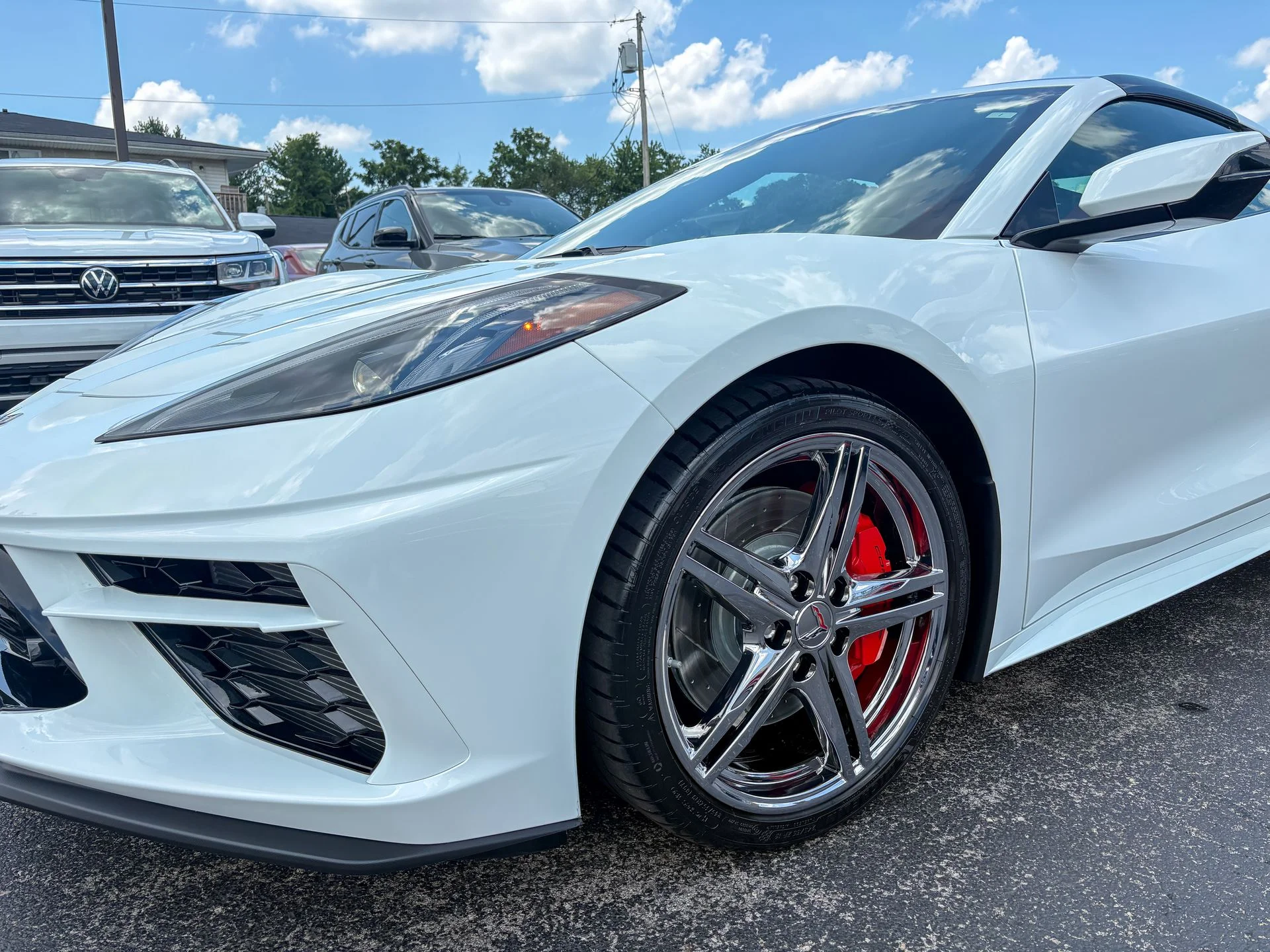 Used 2024 White Chevrolet Stingray image 11