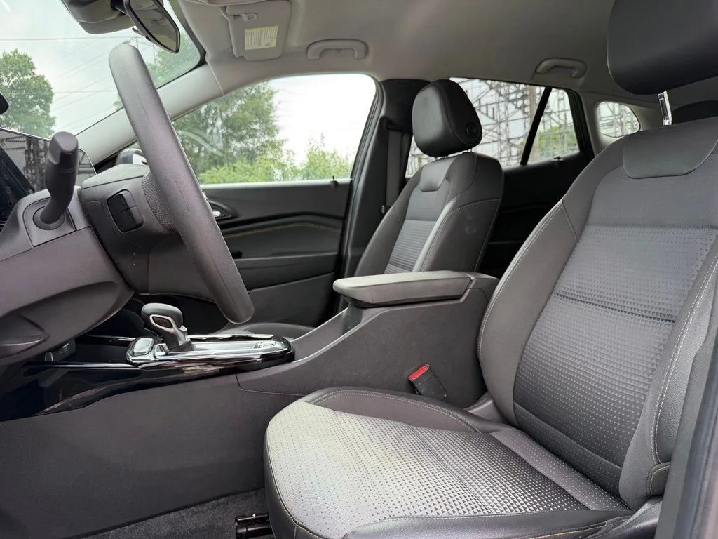 Used 2024 Black Chevrolet LT image 18