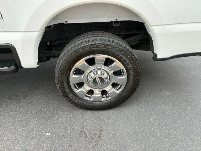 Certified Used 2024 White Metallic Ford Lariat image 17