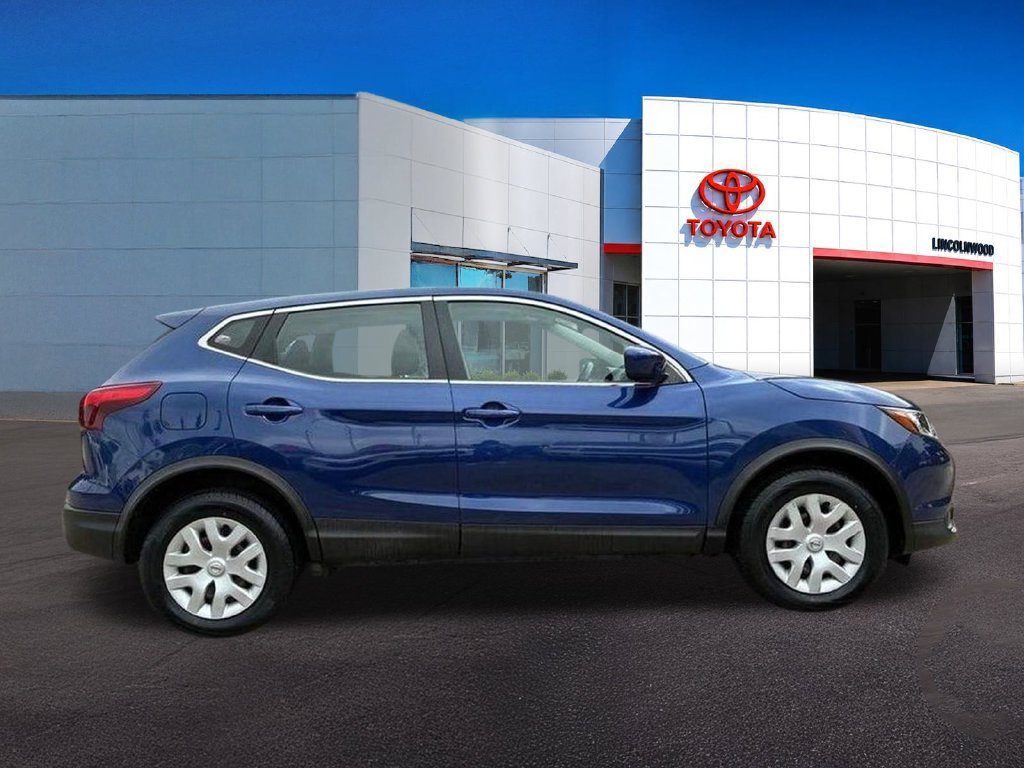 Used 2019 Blue Nissan S image 10