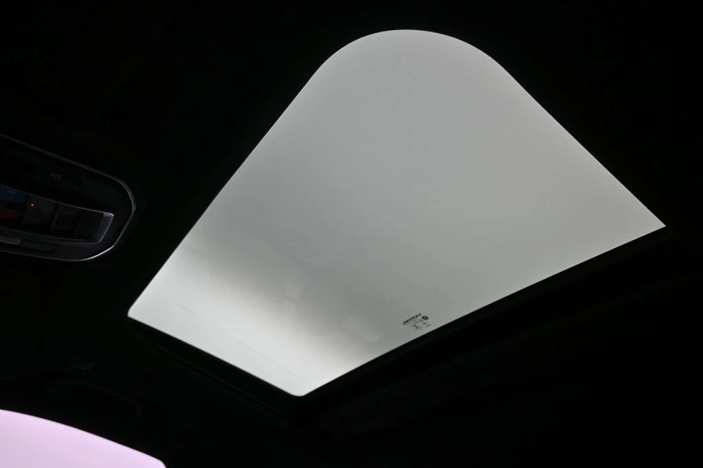 Used 2025 Bright White Clearcoat Jeep Laredo X image 23