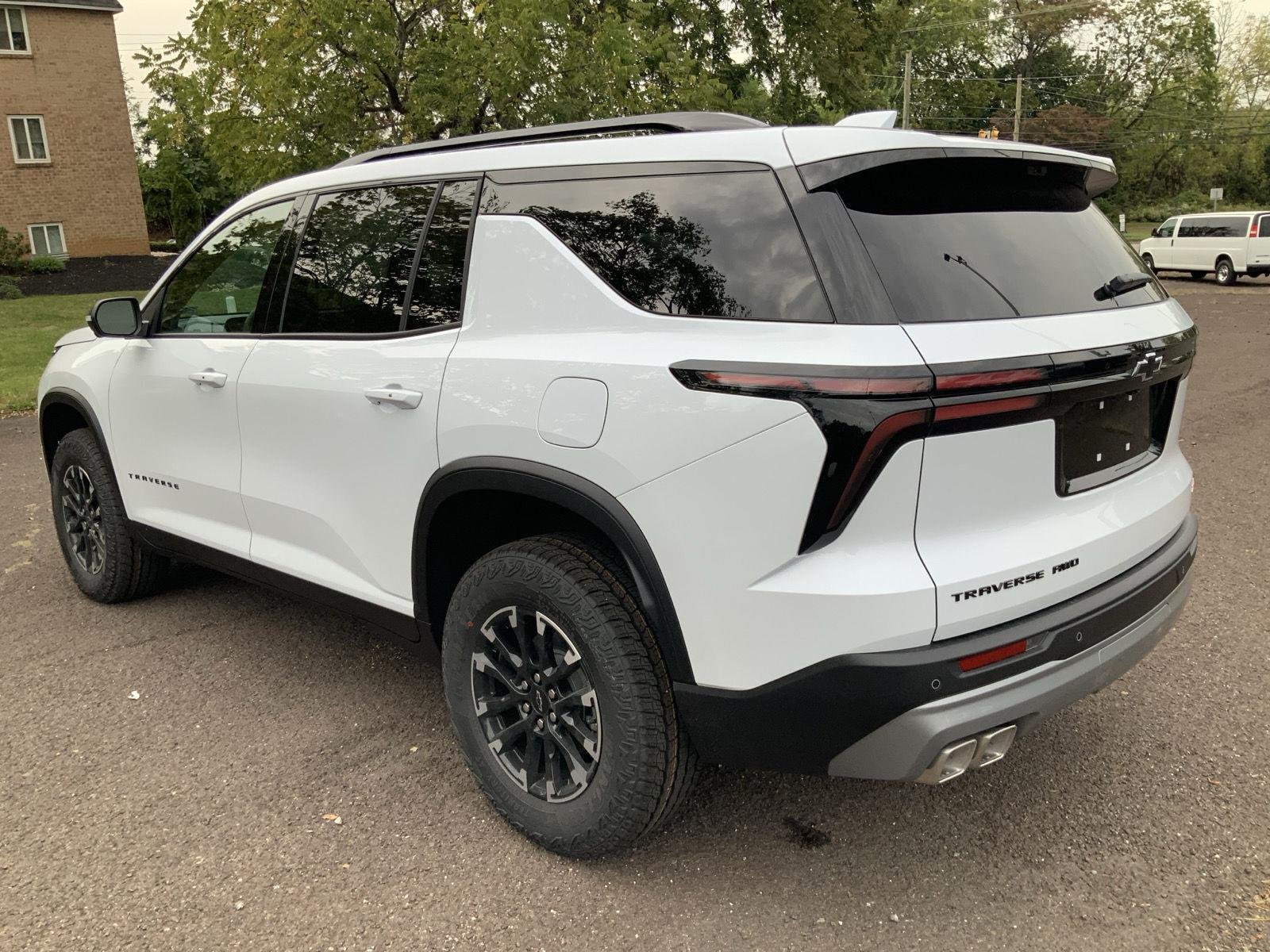 2026 Chevrolet Traverse Z71 - Photo 5