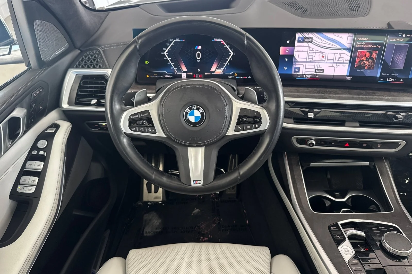 Used 2023 GREY METALLIC BMW xDrive40i MSport image 13