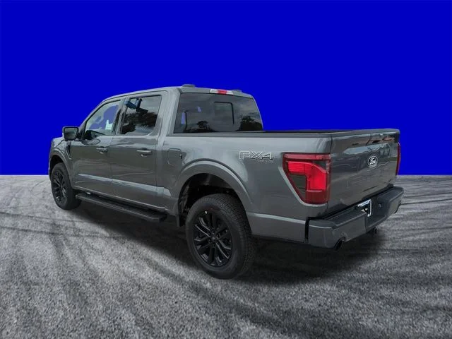 New 2026 Carbonized Gray Metallic Ford XLT image 6