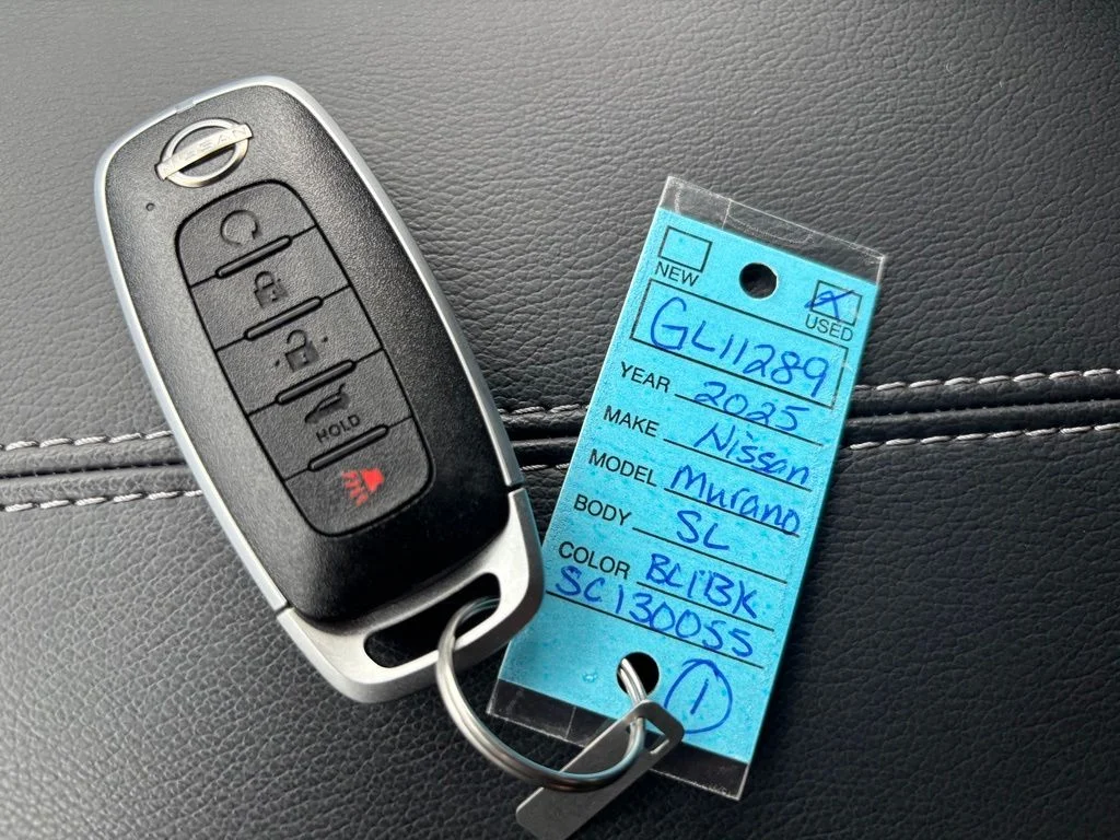 Used 2025 Blue Nissan SL image 8