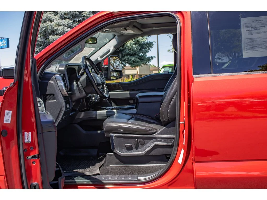 Used 2023 Rapid Red Metallic Tinted Clearcoat Ford LARIAT image 31