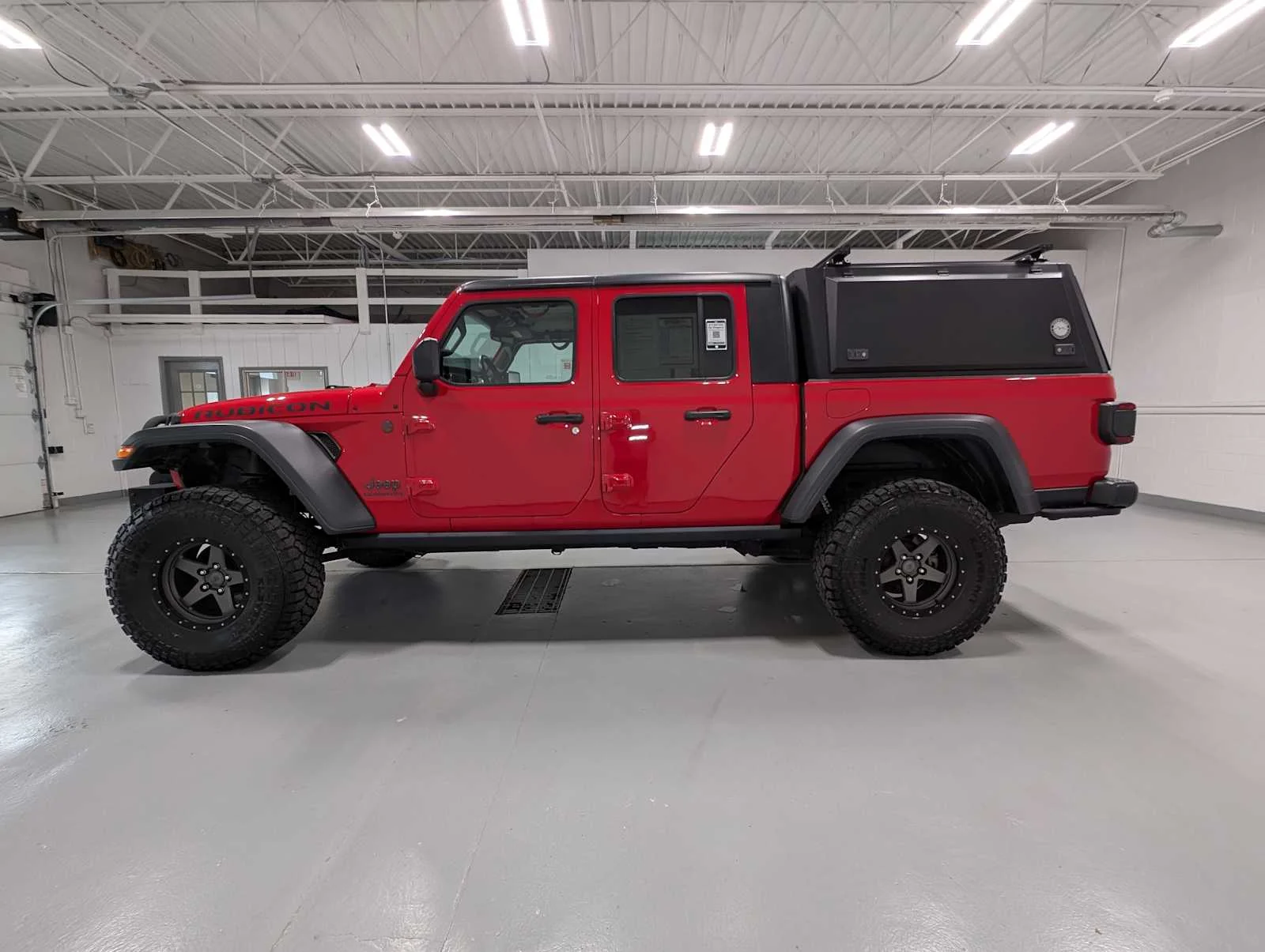 Used 2020 Firecracker Red Clearcoat Jeep Rubicon image 14