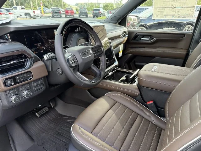 New 2027 Glacier White Tricoat GMC Denali Ultimate image 20
