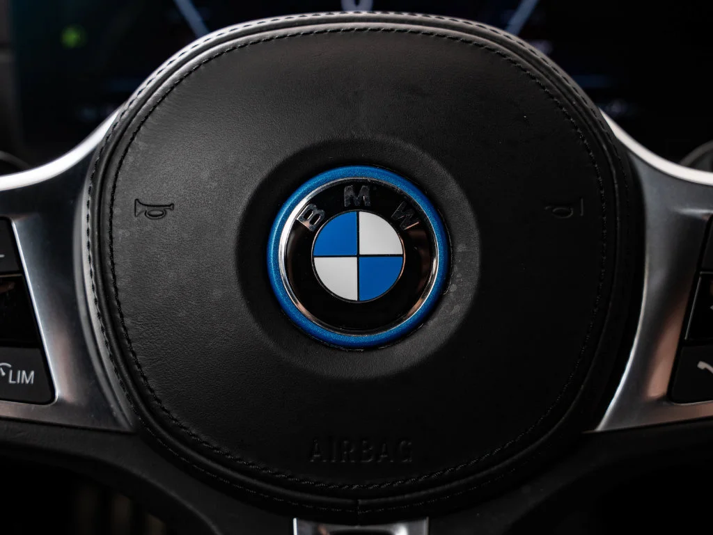 Used 2023 Tanzanite Blue Ii Metallic BMW M50 image 33