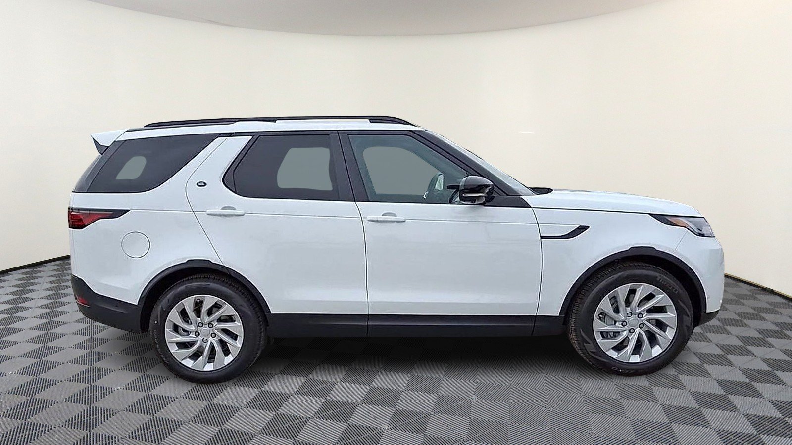 2025 Land Rover Discovery S - Photo 9