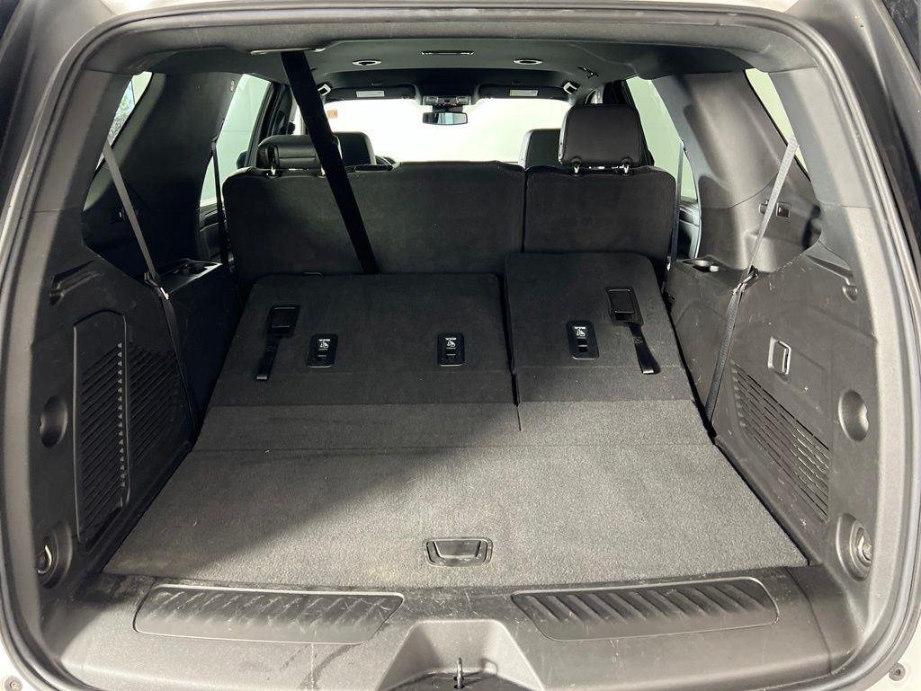 Used 2023 Summit White Chevrolet LT image 19