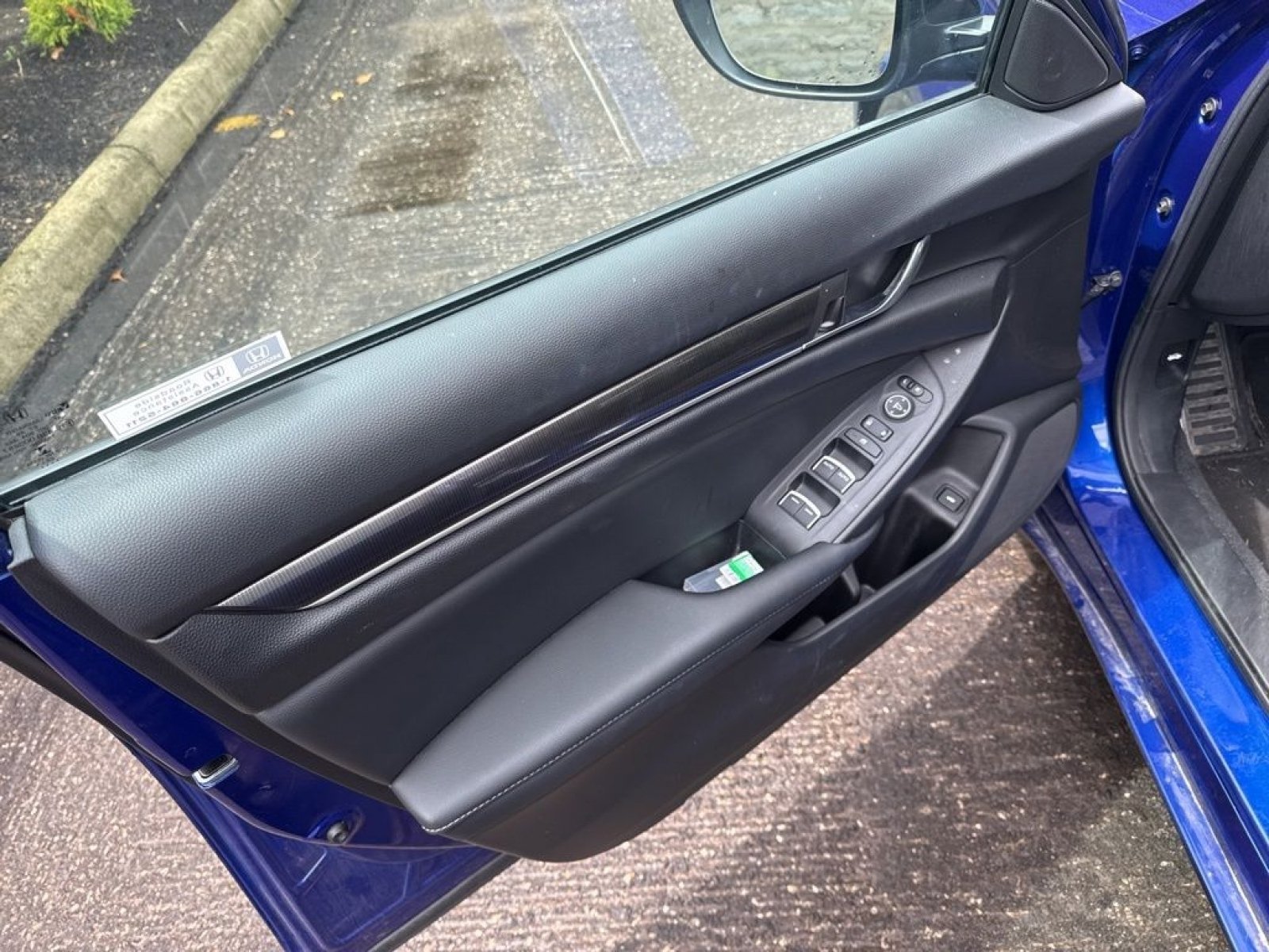 2022 Honda Accord Hybrid Sport - Photo 11