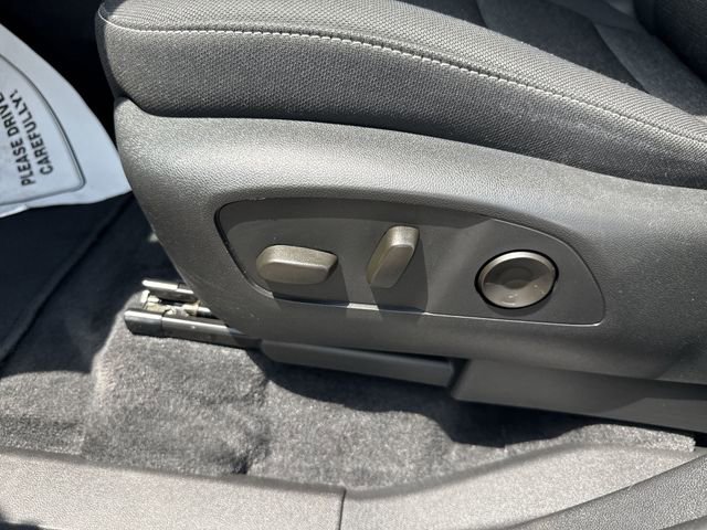 2024 Chevrolet Traverse 2LT - Photo 23
