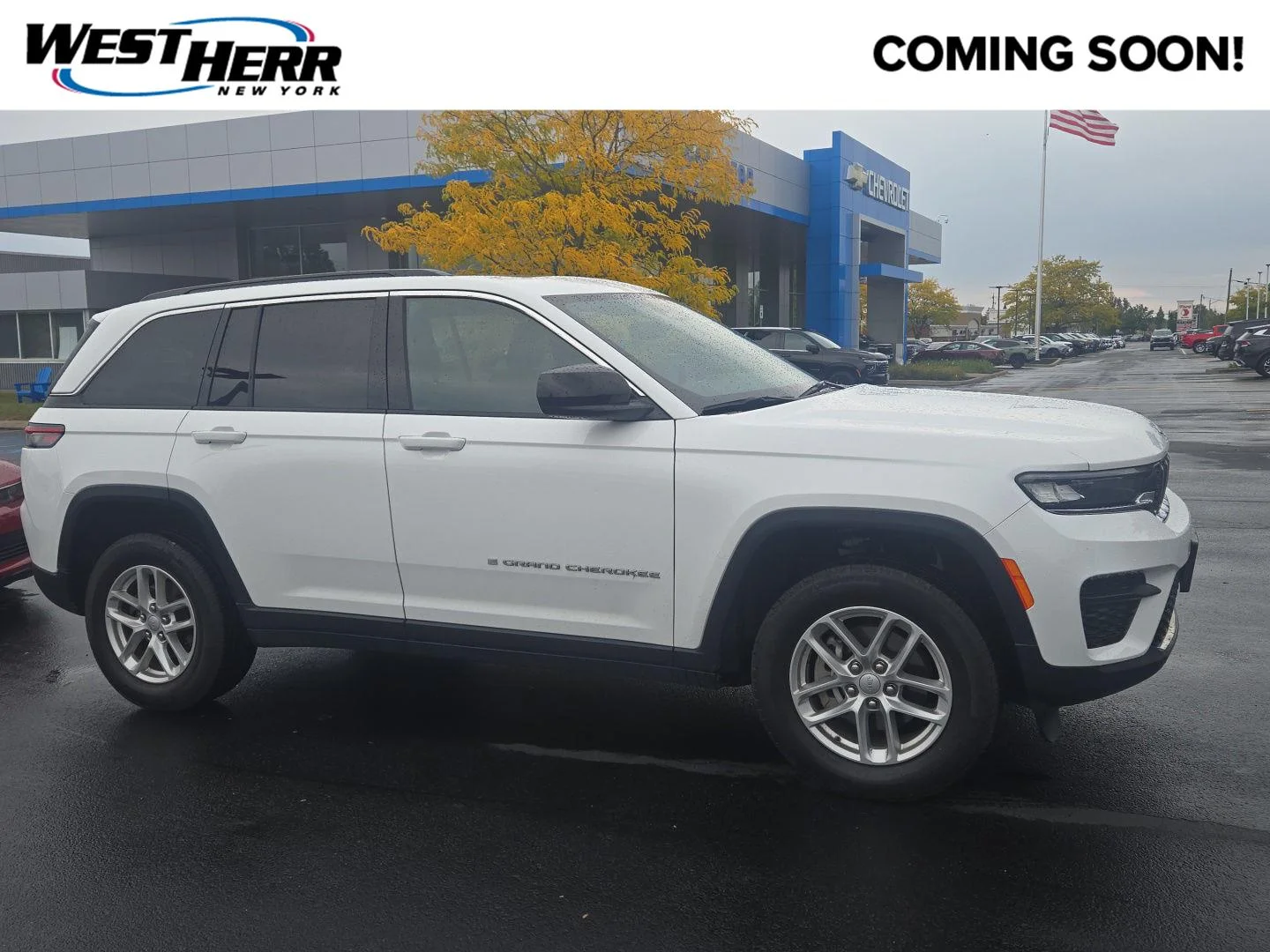 Used 2024 Bright White Clearcoat Jeep Laredo X image 1