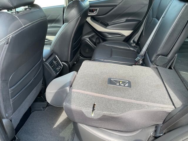 Used 2022 Gray Metallic Subaru Limited image 34