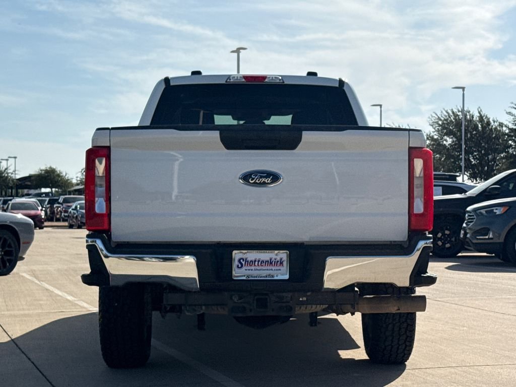 Used 2025 White Ford XLT image 8