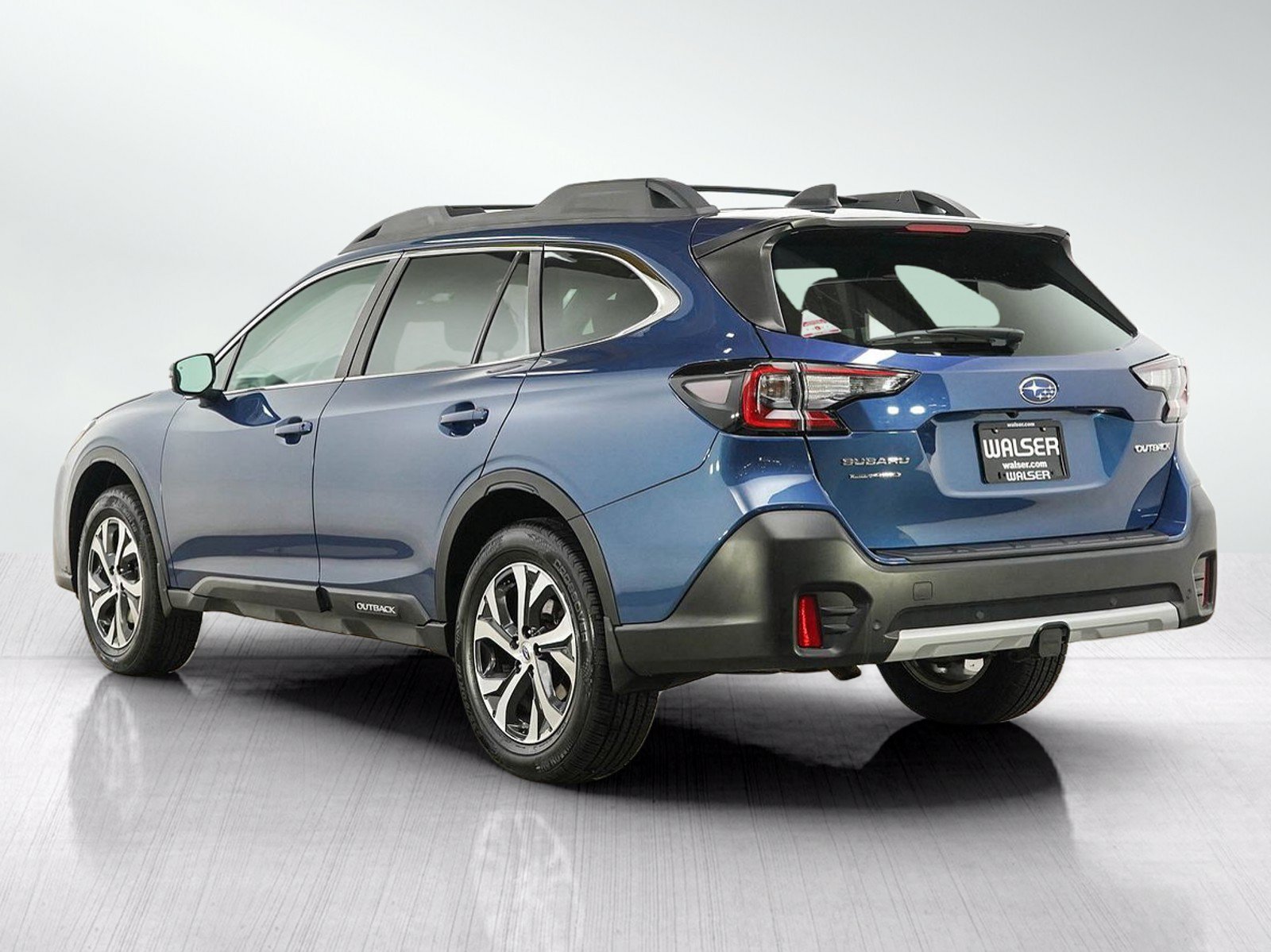 Used 2021 Abyss Blue Pearl Subaru Limited image 3