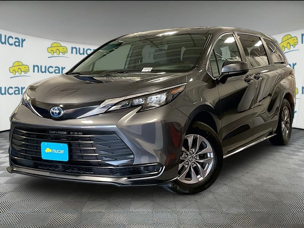 Used 2025 Gray Toyota LE image 3