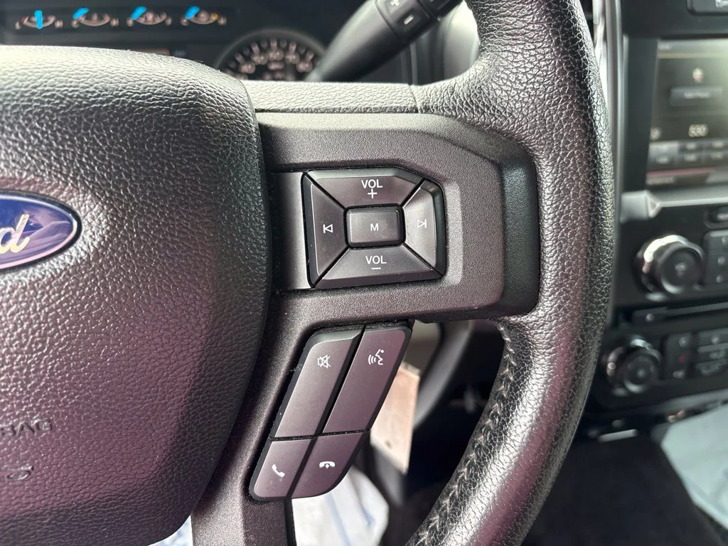 Used 2015 Tuxedo Black Metallic Ford XLT image 16