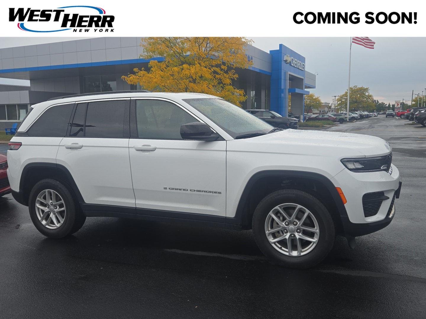 Used 2024 Bright White Clearcoat Jeep Laredo X image 1