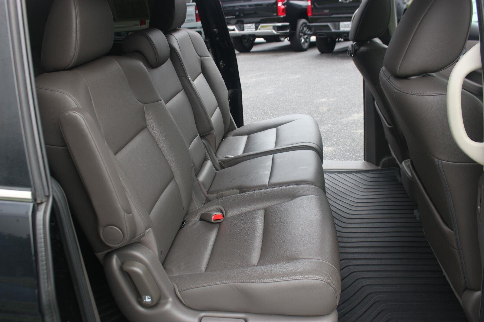 Used 2016  Honda EX-L image 40