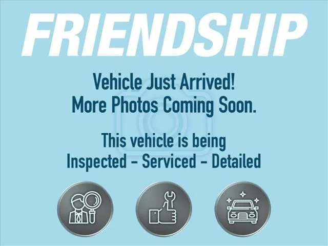 Used 2024 Silver Hyundai SEL image 5