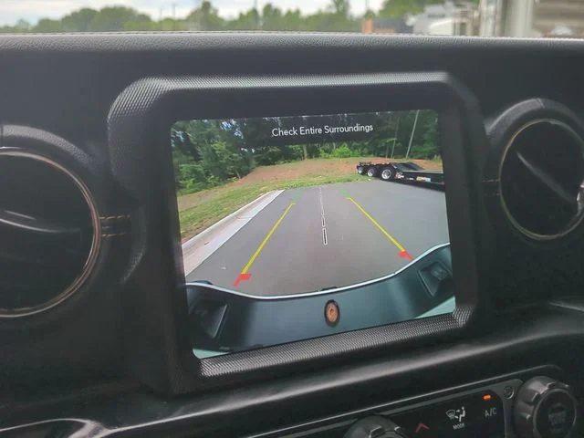 Used 2021 White Jeep Overland image 37