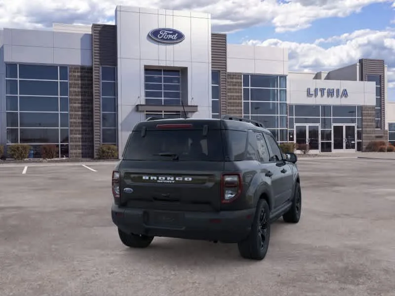 New 2026 Shadow Black Ford Outer Banks® image 8