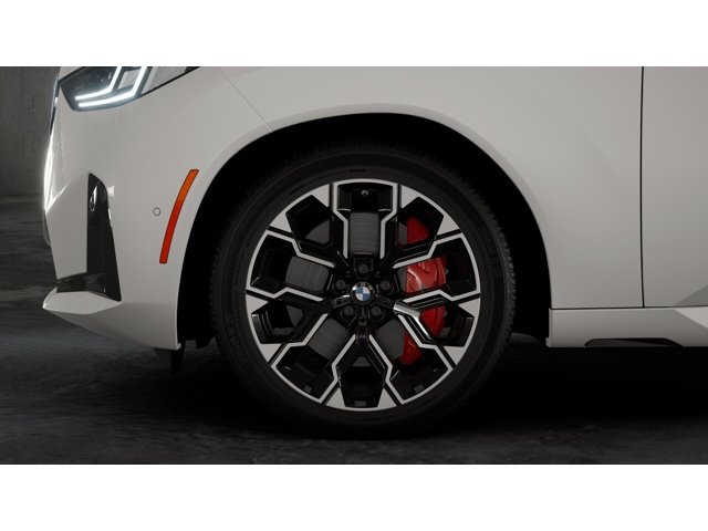 New 2026 Alpine White BMW M50 xDrive image 7