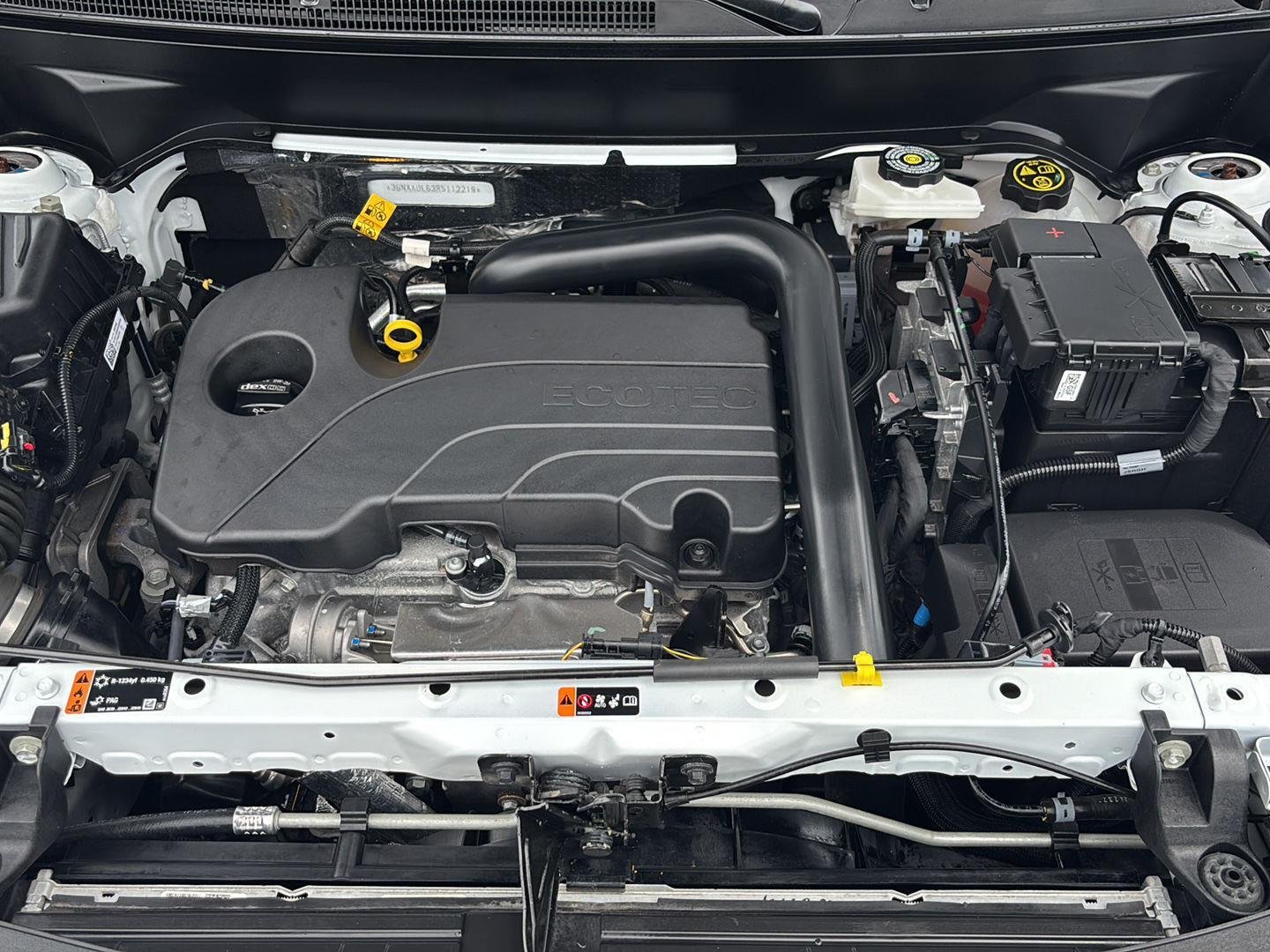 Used 2024 Summit White Chevrolet LT image 10