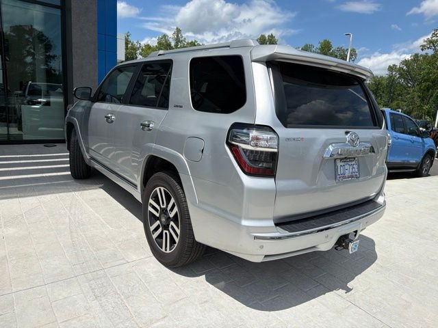 Used 2016 Classic Silver Metallic Toyota Limited image 6