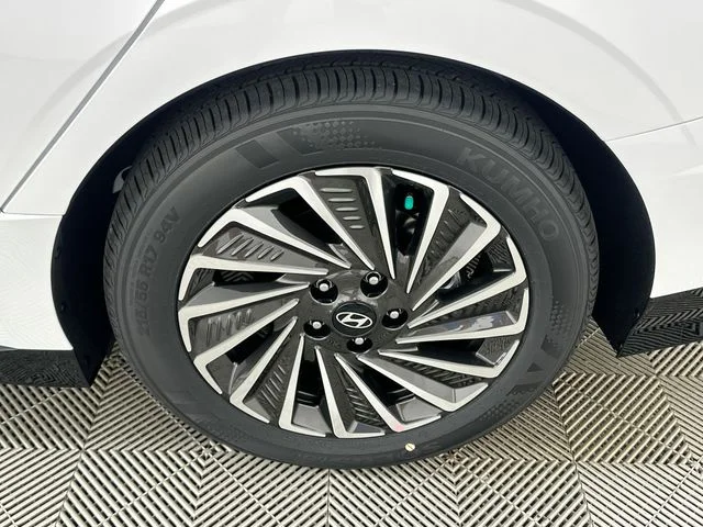 New 2026 Hyundai SONATA HYBRID Limited