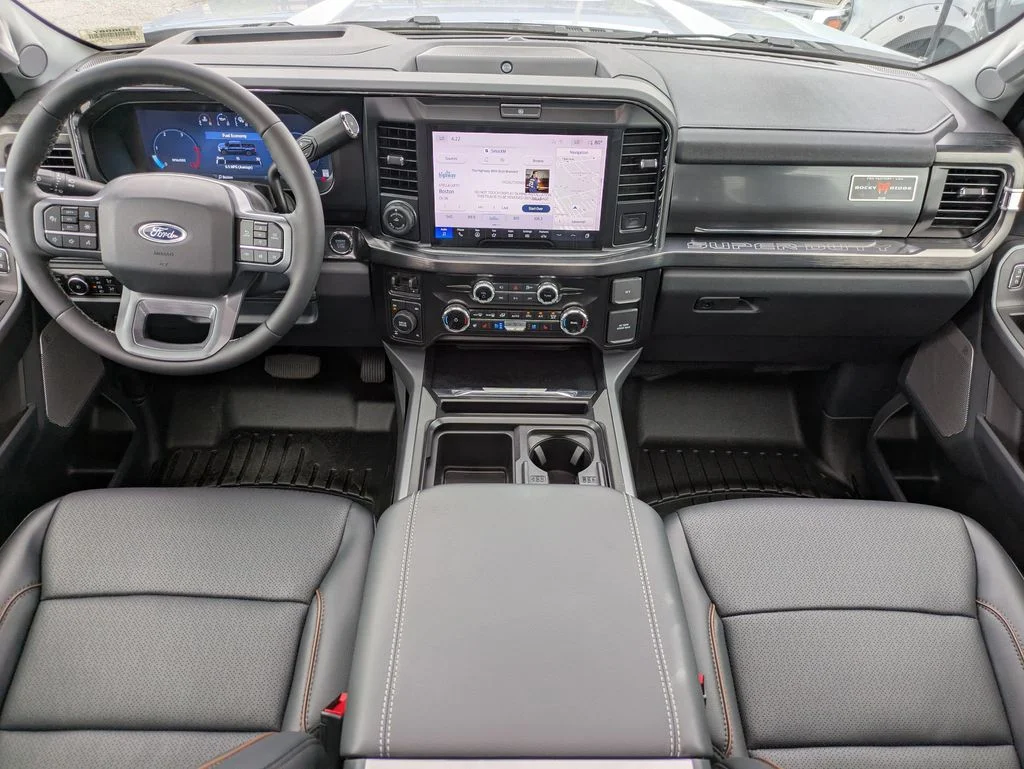 New 2026 Glacier Gray Metallic Tri-Coat Ford Lariat image 17