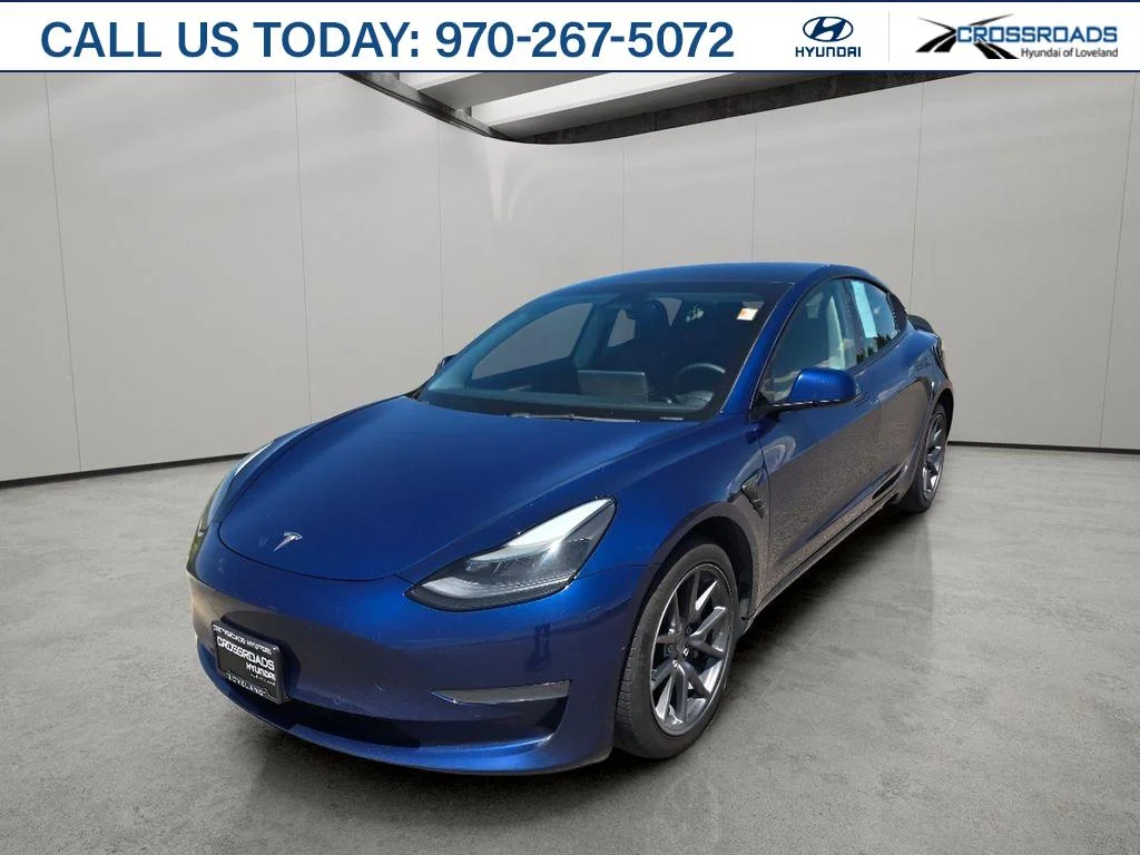 Used 2022 Deep Blue Metallic Tesla Base image 1