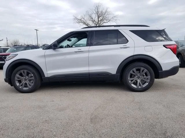 New 2026 Space White Metallic Ford Active image 12