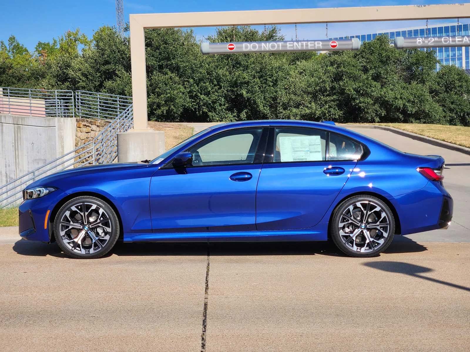 New 2026 Portimao Blue Metallic BMW 330i NA image 2