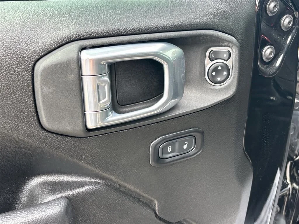 Used 2025 Black Jeep Willys image 19