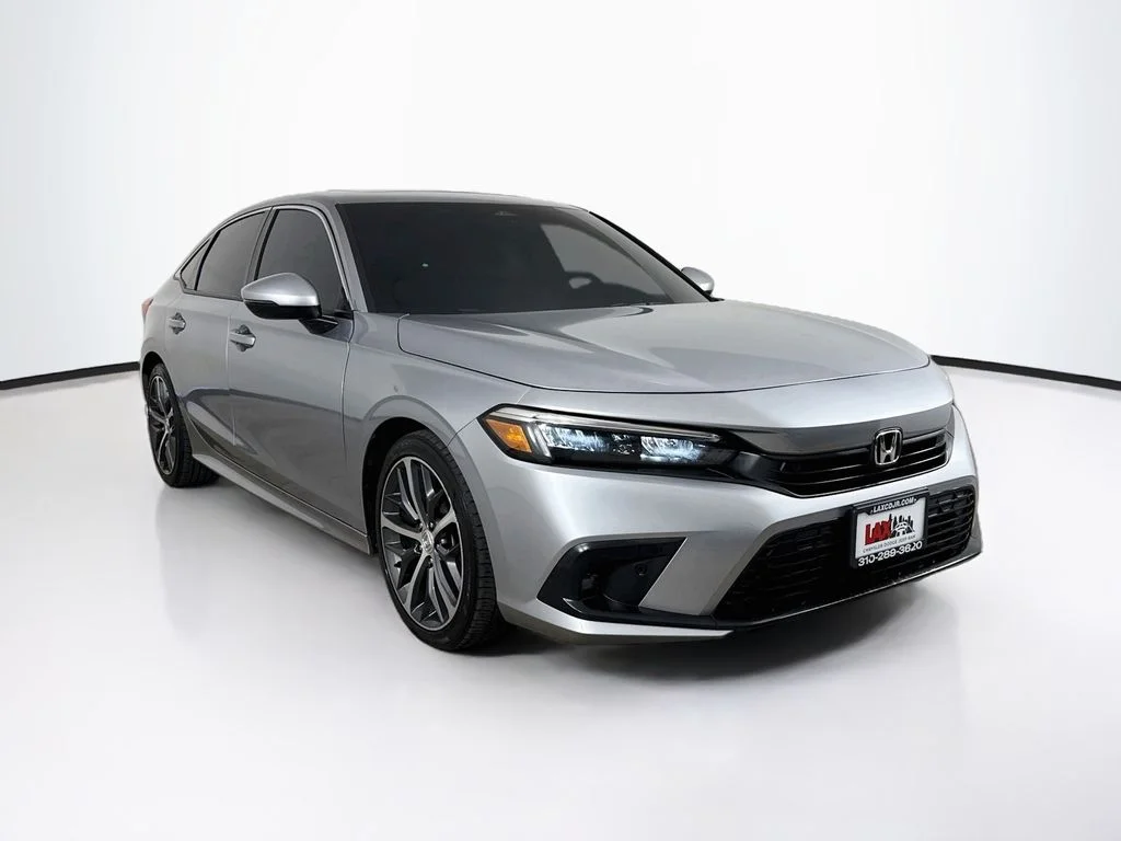 Used 2022  Honda Touring image 1