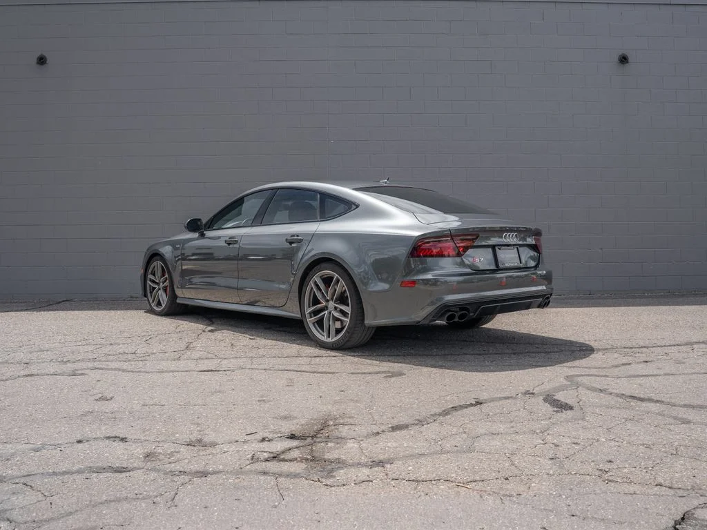 Used 2017 Gray Audi 4.0T Premium Plus image 3